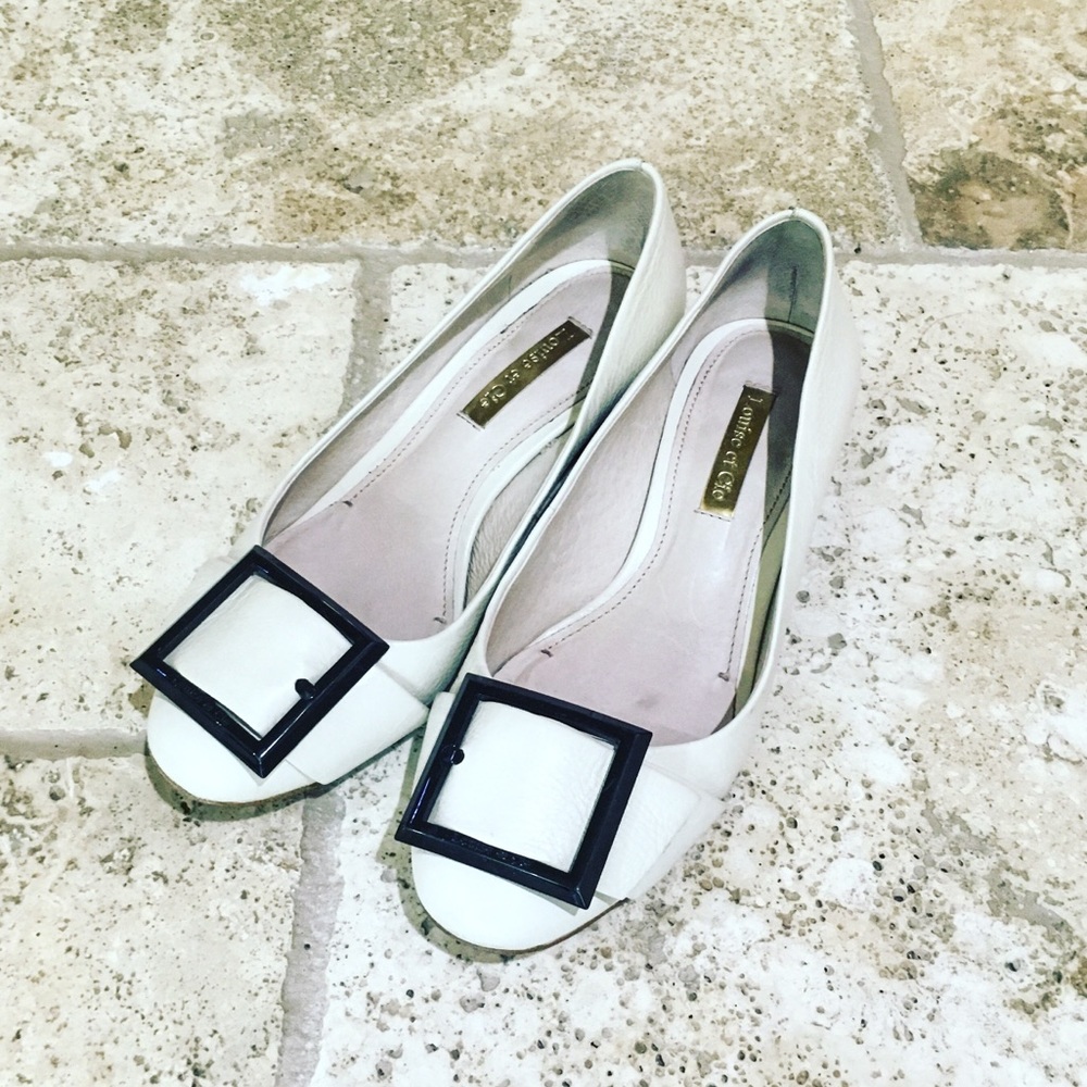 SIZE 4.5 Louise et Cie pumps